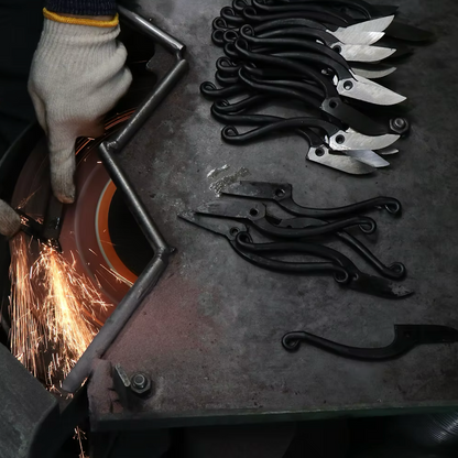 japan traditional ikebana scissors